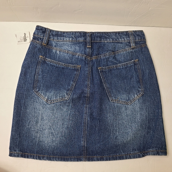 NWT REFUGE distressed jean skirt - Picture 2 of 6